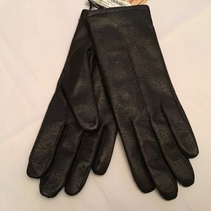 Black Leather Gloves Size 7 by Fownes NWT